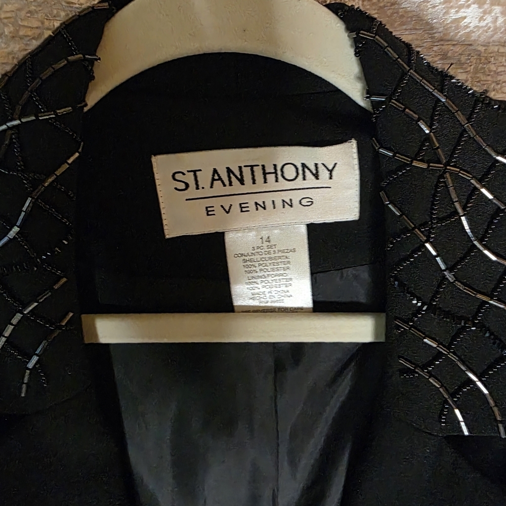 St. Anthony Evening Black Blazer with Embellished Collar - Picture 3 of 6